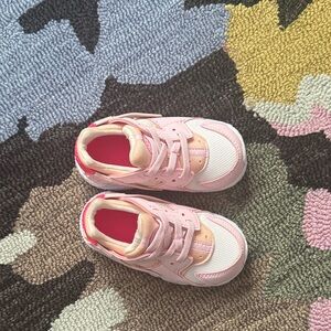 Nike toddler hurricane